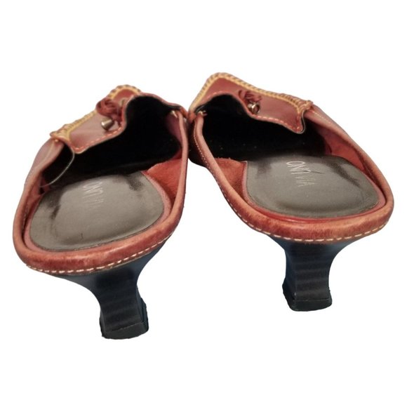 Red leather pointed mocassin heels Via Uno size 8 - Picture 2 of 14